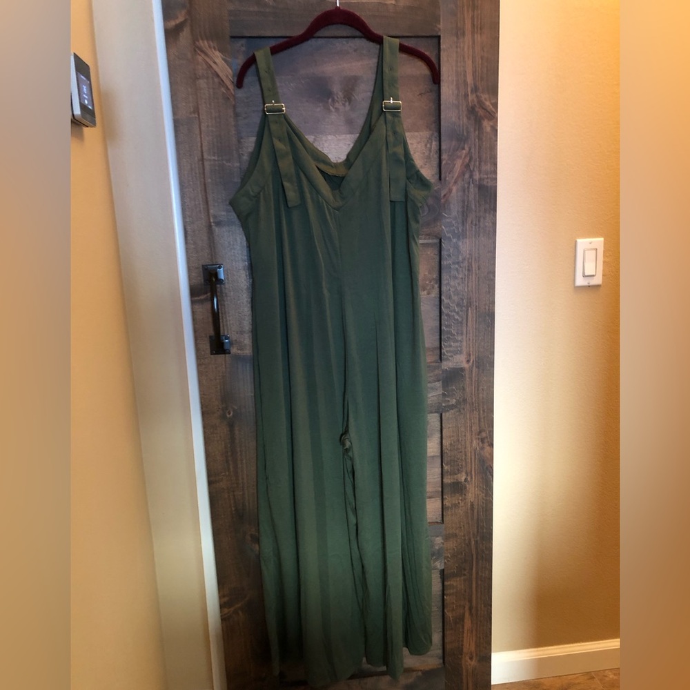 Knit jumpsuit by Tiyomi